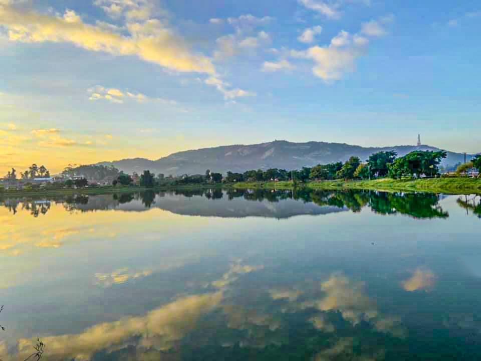 Jinsa Lakeside View Resort Csinsa Kültér fotó