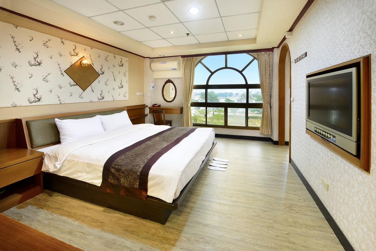Jinsa Lakeside View Resort Csinsa Kültér fotó